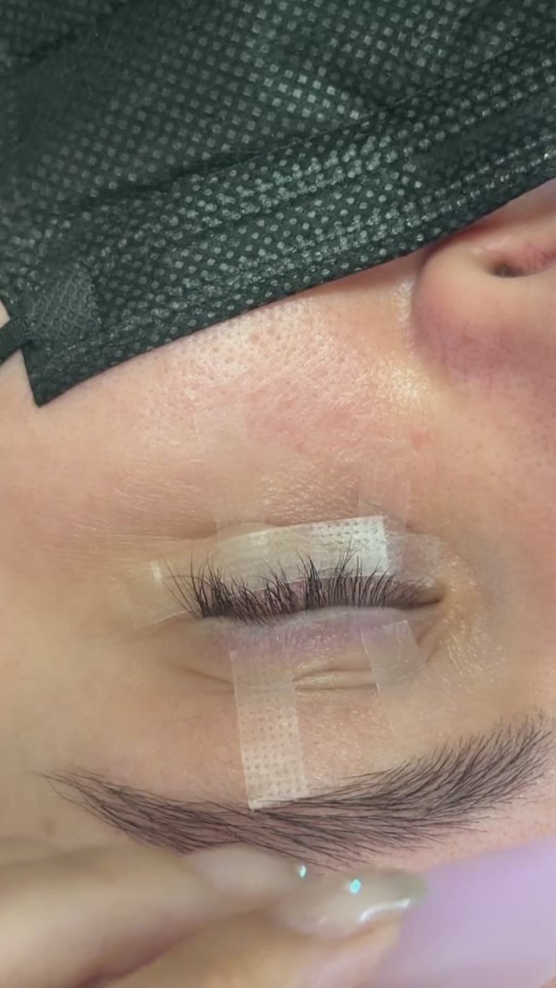 Korean lash lift process video – Lifted Lounge Perm Solution application technique on client lashes